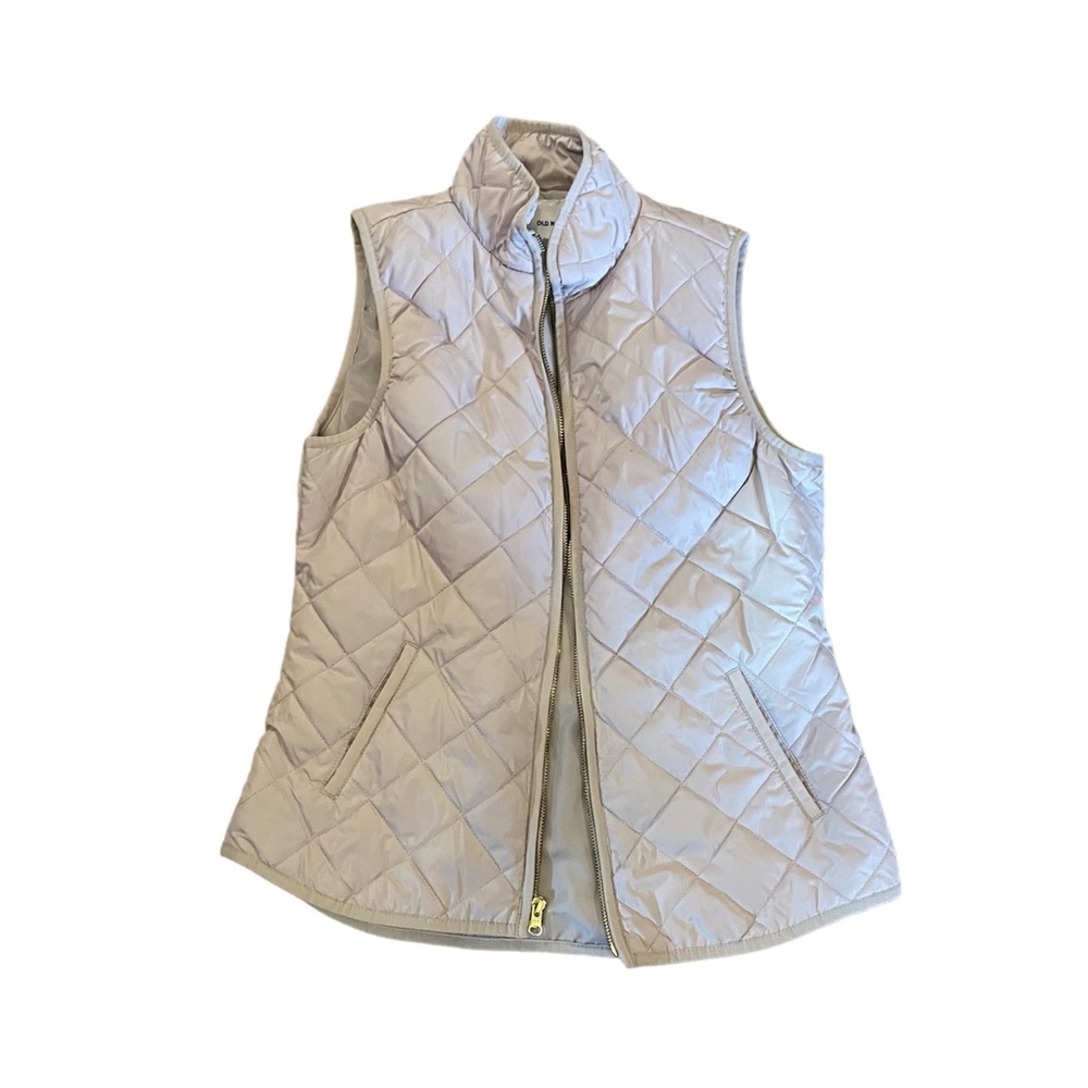 Women’s quilted puffer vest
